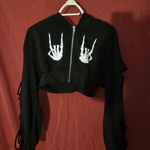 ROMWE Black Cropped Zip Hoodie with White Skeleton Hand Graphics